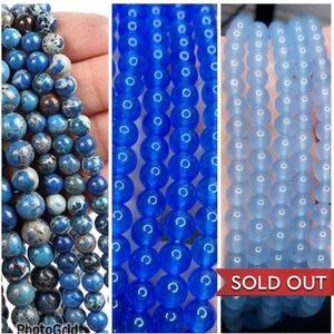 6 Strands of Loose Beads [Emperor Blue & Chalcedony Blue] : 360-390 beads